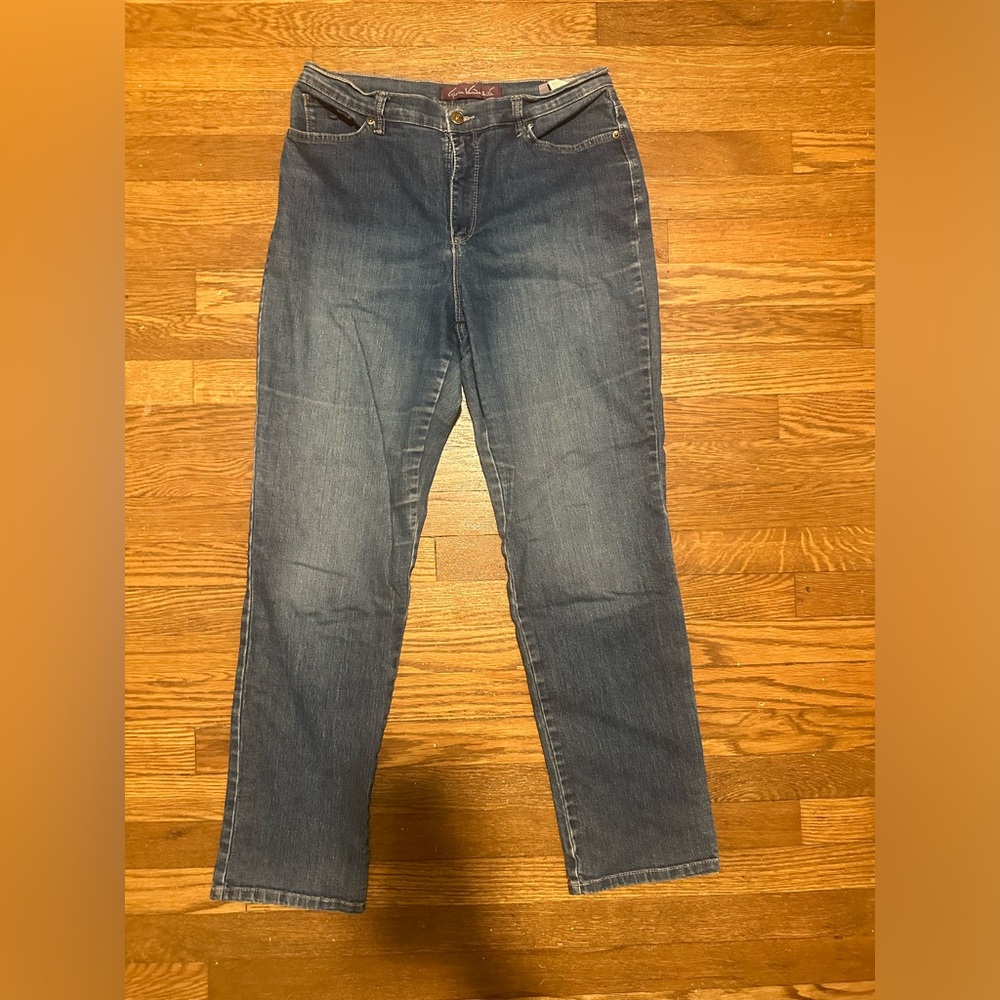 Size 10 Gloria Vanderbilt Jeans